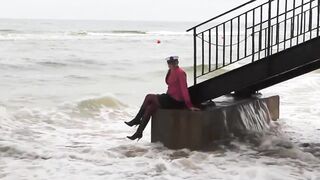 Bath Int the Sea