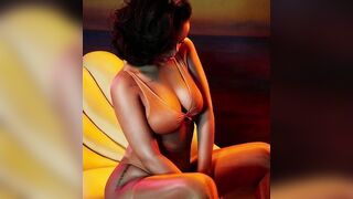 RIHANNA FAP TURBINE #1