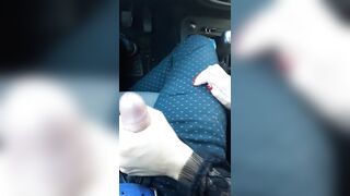 In Auto Vicino Al Cimitero La Voglia Ci Prende e Assaggi Il Mio Cazzo Duro