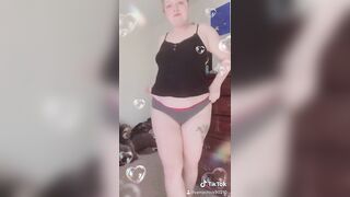 Spank me while I Tiktok