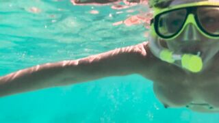 My Naked Diving on a Public Beach - Rate what I can do Underwater