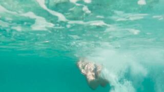 My Naked Diving on a Public Beach - Rate what I can do Underwater