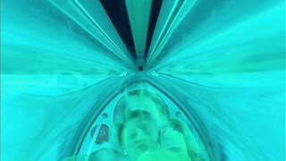 Sexy Amateur Plays in Tanning Bed