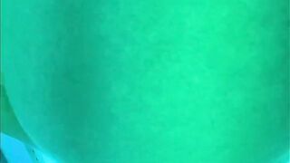 Sexy Amateur Plays in Tanning Bed