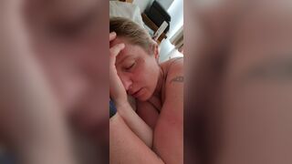Mom shares bed with step son and tells her he wants to fuck