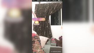 Malay - Awek Melayu Padu Buka Kain Batik