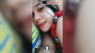Indonesian girl farting