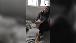 Horny Latina Sexy Feet