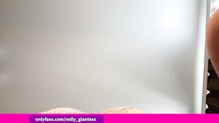GIANTESS STORY BUTTCRUSH / SWALLOW / POV