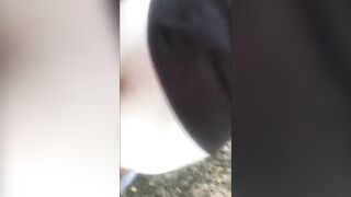  ЗАБЛУДИЛАСЬ В ЛЕСУ И ПОЛУЧИЛА ХУЙ ПОД ЮБКУ