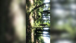  ЗАБЛУДИЛАСЬ В ЛЕСУ И ПОЛУЧИЛА ХУЙ ПОД ЮБКУ