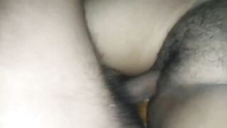 Desi chudai girlfriend ki pussy me mal out