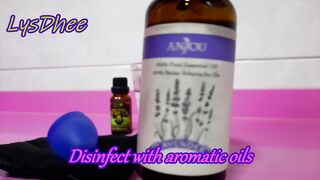 How to insert a menstrual cup and How to remove a menstrual cup