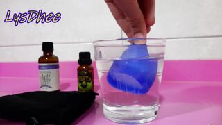 How to insert a menstrual cup and How to remove a menstrual cup