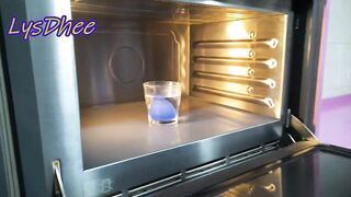 How to insert a menstrual cup and How to remove a menstrual cup
