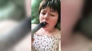 Deepthroating a Dildo