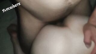 Culeando a chica fácil del trabajo, me vengo en su vagina