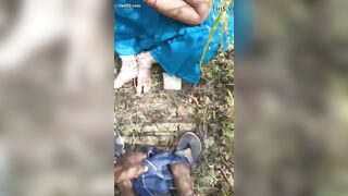 Hindu aunty ko paysa de kar chudai ki, Hindu desi outdoor