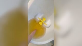 Urine Fetish Princess Potty Training Boy Urinal Toy Aim Play!: Girl Stands to Pee Foamy Yellow Piss