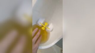 Urine Fetish Princess Potty Training Boy Urinal Toy Aim Play!: Girl Stands to Pee Foamy Yellow Piss