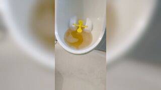 Urine Fetish Princess Potty Training Boy Urinal Toy Aim Play!: Girl Stands to Pee Foamy Yellow Piss