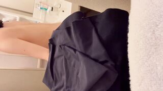【個人撮影】素人カップル 貧乳 お風呂場で立ちバックして中出しされました Hentai Japanese Doggstyle Bathroom Cumshot Small Tits Amateur.
