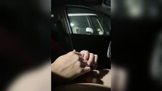 車オナニー見られて興奮してもっとシコシコ