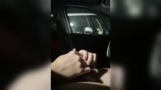 車オナニー見られて興奮してもっとシコシコ