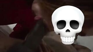 sucking my dick while she’s recording. My me chupa el pene mientras graba.