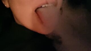 Vape with me whilst i show you my body