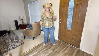 BBW Strips down to Cotton Eye Joe dancing and jiggling her fat belly Big Girls are Best V177
