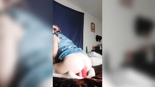 Rae gets her asshole and pussy stretched!