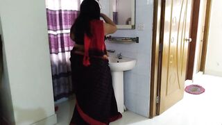 Tamil Hot aunty stand in front of mirror & hair combined then a Guy fucks her on Valentine's Day - 2023 Happy Valentine
