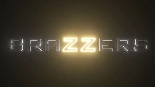 The Cumdown - Cassie Del Isla, Mandy Bright, Eva Nyx / Brazzers
