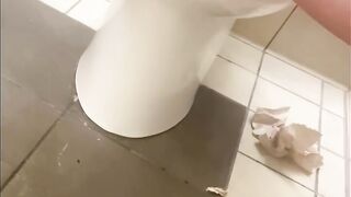 Quick Public Floor Clean, Peeing