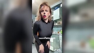 I WANT YOU TO FUCK ME HARD IN THE BATHTAB | NAOMI STAR