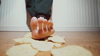 ASMR Giantess Dirty Feet * Walking on Chips