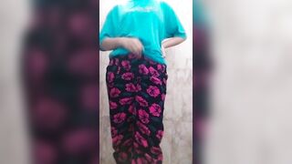 Hot 18-year-old Thai Teen, has sex with tourist and lets him film her fucking him. Amateur Video