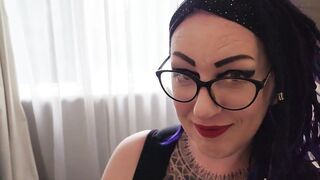 Real couple fucking, BBW sucks cock and gets fucked