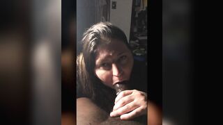 Bimbo lips gives me some sloppy head