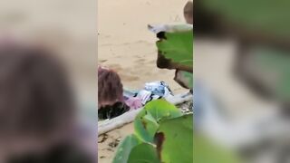 Lesbians Fuck Beach
