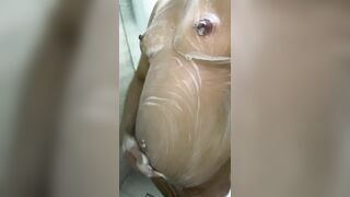 Shower with me After Bloating