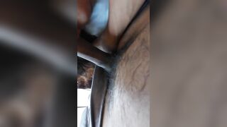 Dejo que me haga el mejor oral, se me pone super duro y me corro en su boca