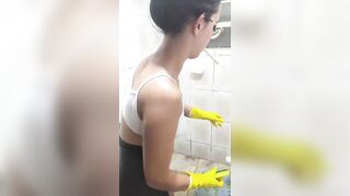washing the bathroom and masturbating in the shower, smoking and cumming (Anny Smoker)