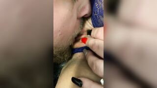 Eating mommies pussy