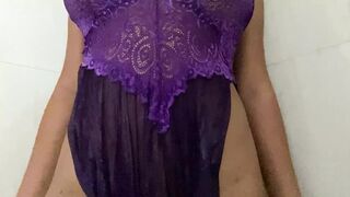 Wet hot desi girl video