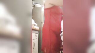 Mommy mokbang red