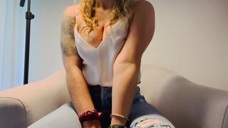 Hot milf big tits bouncing