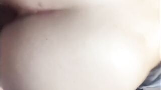 Teen gets pounded in back seat