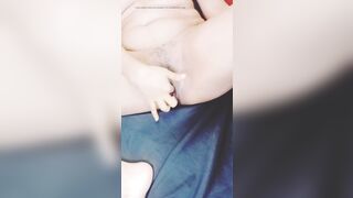 Mastrubasi with finger